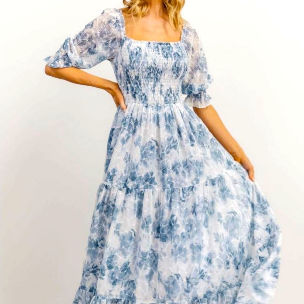 Bailey eyelet maxi dress blue and white size XL